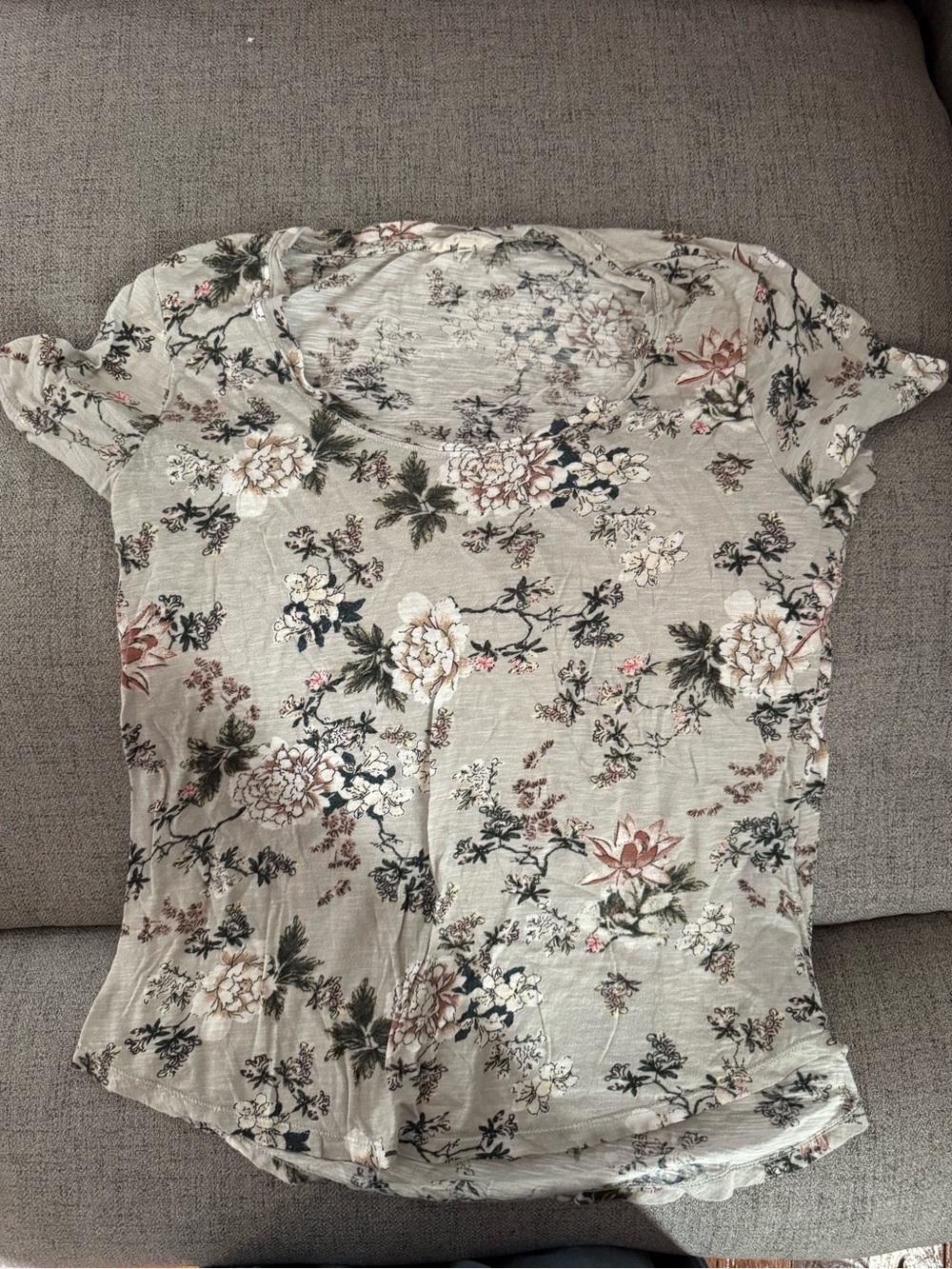 Floral Short-Sleeve Scoop Neck Top - Beige lucky Brand large